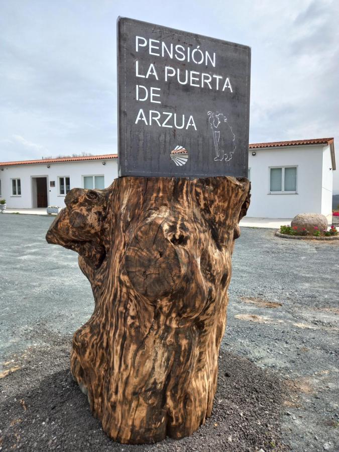 Hotel La Puerta De Arzua Luaran gambar